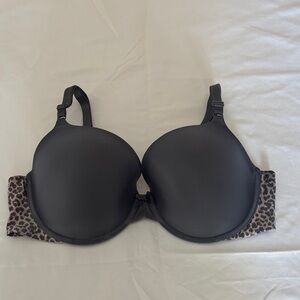 Victoria's Secret Demi/Demi-Buste Underwire Charcoal Gray and Leopard Print Bra